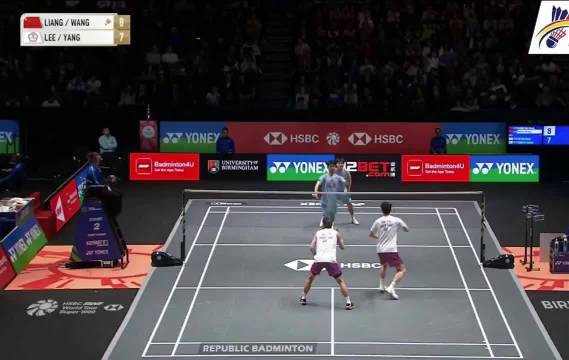 梁伟铿王昶晋级全英赛八强
