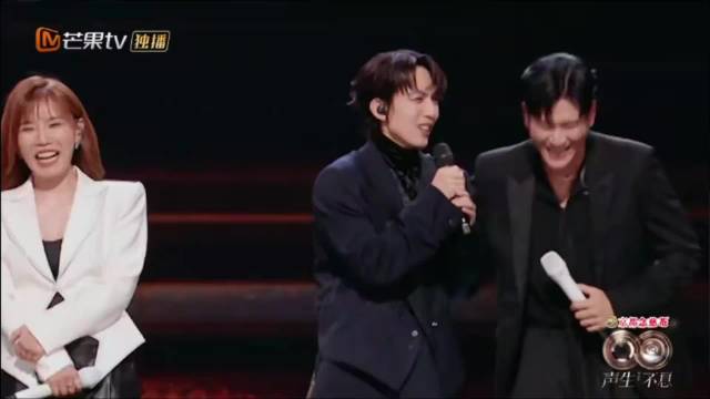 要命了 哥你说巧不巧 声生不息李 佳薇姐的手我先握到的