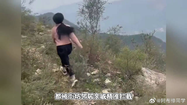 年轻时脾气暴躁欺负老婆孩子的爹，老了任由拳皇儿子收拾哭爹喊娘