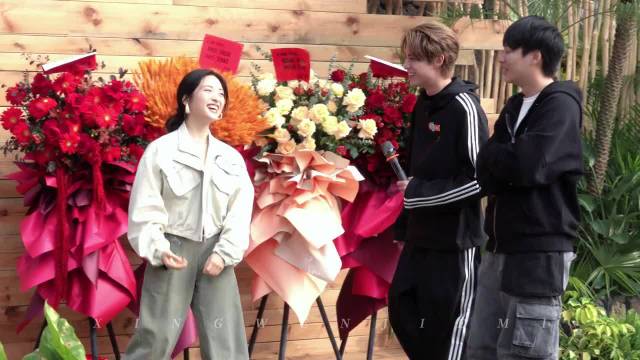 沈月白鹿复刻流星花园名场面，笑谈吻戏引白鹿懵圈