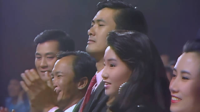 肥姐献唱顺流逆流致敬胡枫南红等前辈