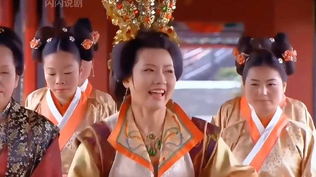 两个太后互相争斗，结局很是意外 何赛飞