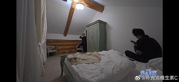 时代少年团成员在过往团综中还有哪些著名的分房分组情况？