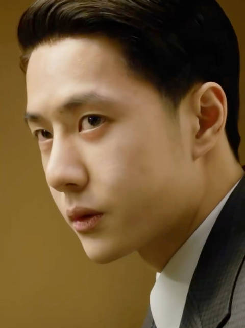 这张权威的脸就应该在大荧幕多多出现