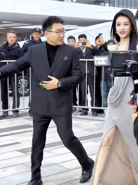 孙怡身材很曼妙