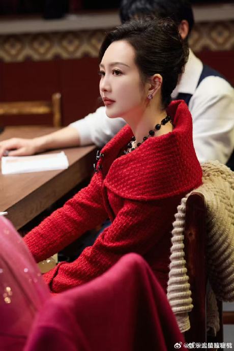 观众对于戚薇和王鸥在《大侦探》中的组合设定有哪些正面反馈？