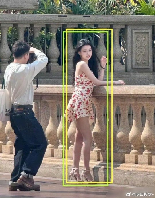 孙怡变“魔术大师”：面包纸片逗笑全场，反差萌引热议