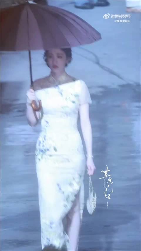 真的好美呀虽然词条用词有些不当但真的很有东方韵味呀