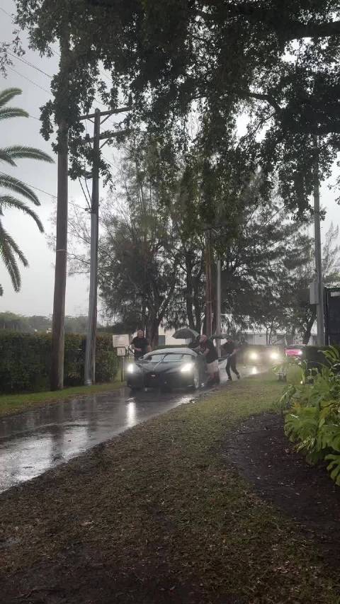 就算是布加迪车主，也有烦恼