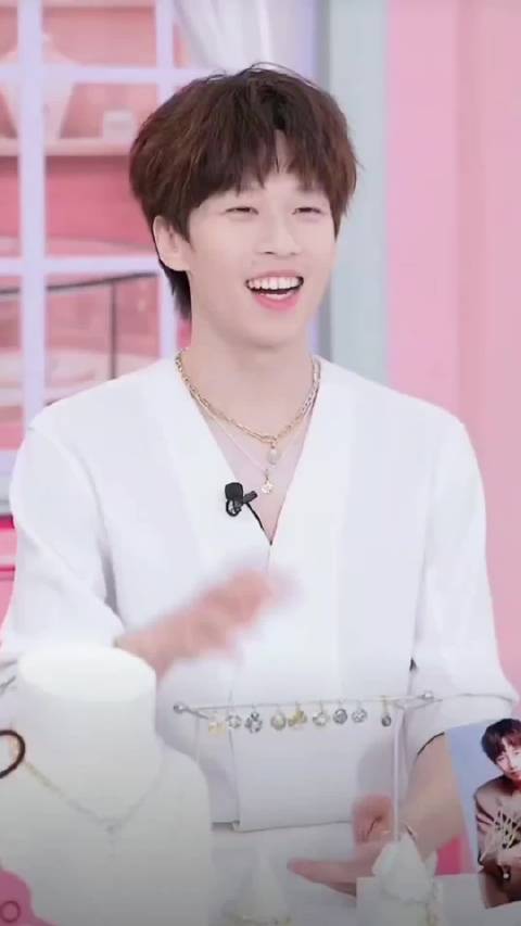 主持人小林将军上线了