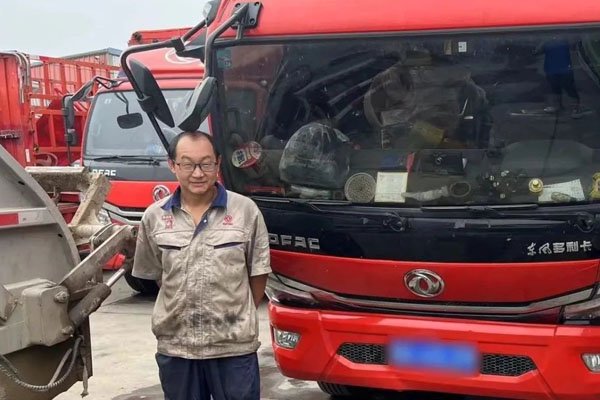 李永亮：专注汽修技艺 诠释工匠精神