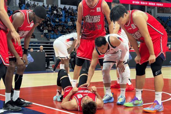 辽篮，今年夏天把艾伦接回家吧!|辽宁|郭艾伦|马布里|易建联|巩晓彬|艾伦(中国演员)_订阅