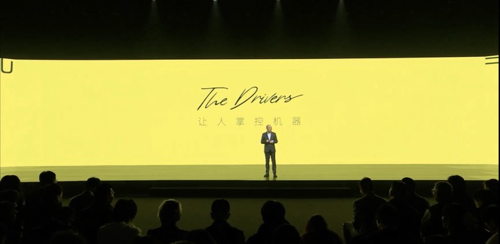 拒绝向「彩电冰箱」妥协，莲花造出了一台性能超越法拉利的「For Me」