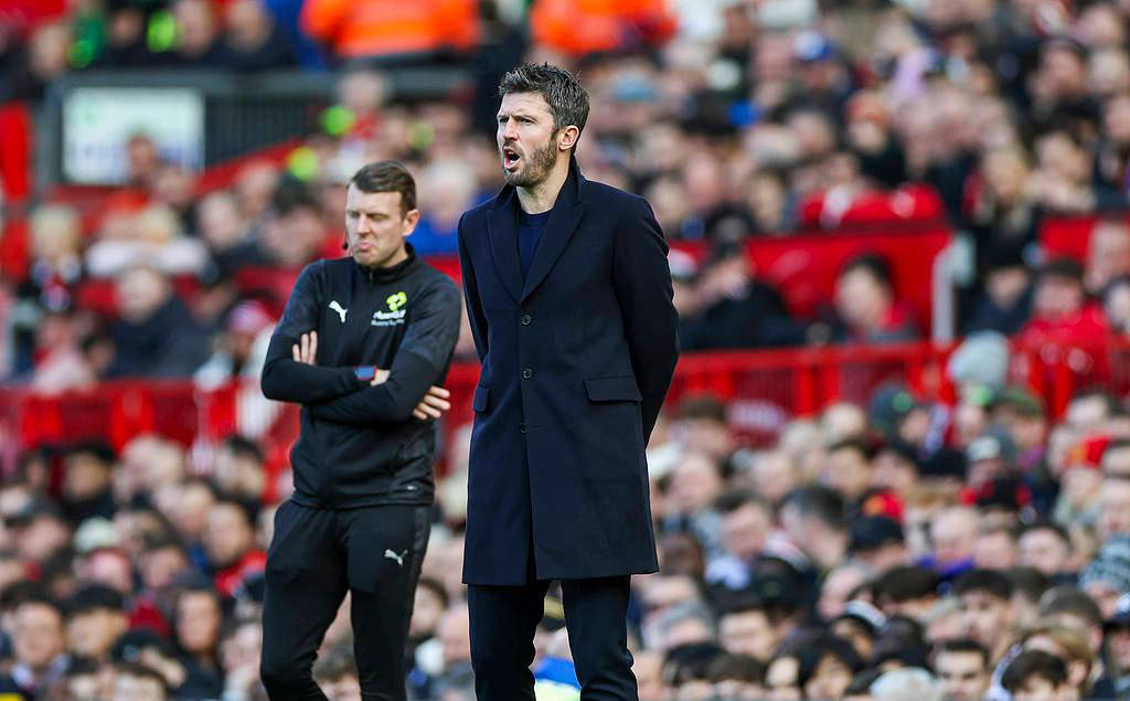 适配曼联风格!卡里克创队史纪录,前五个主场全胜助球队掌握争三主动权