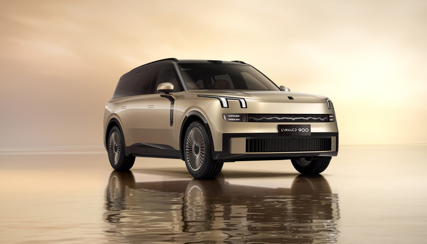 领克900大五座SUV官宣亮相，全新“日冕金”车色