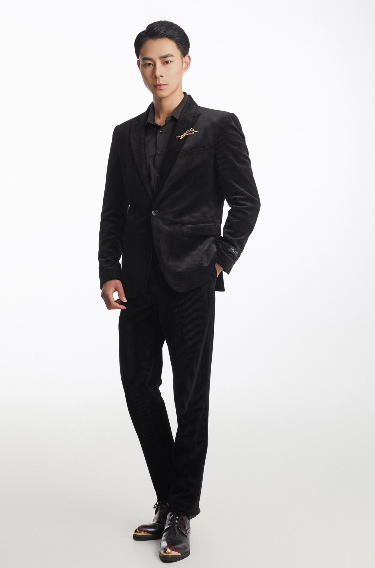 95后小伙在微短剧中演绎“多面人生”