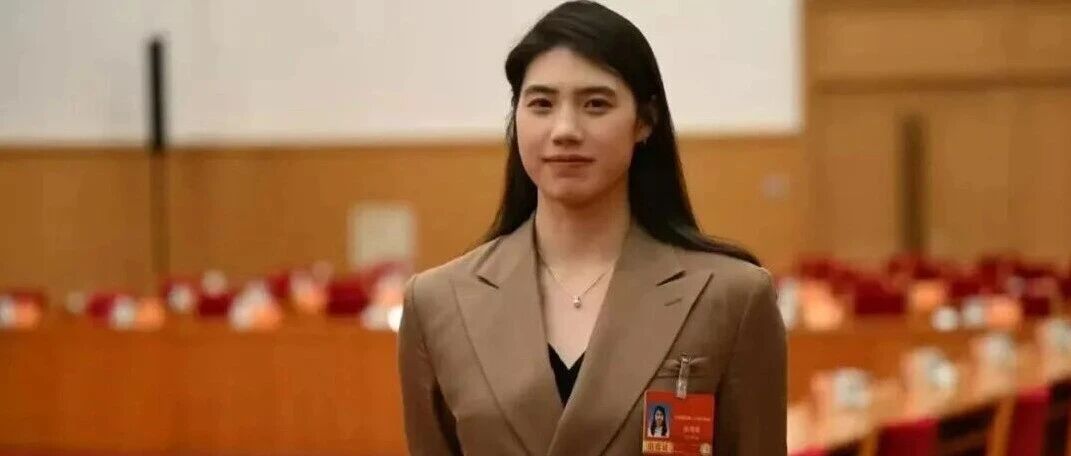 张雨霏：“总书记的鼓励像一道光，指引我勇敢向前”