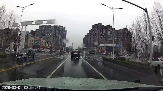 宝马X5车主：这辈子没受过这窝囊气，是剁椒鱼头给的