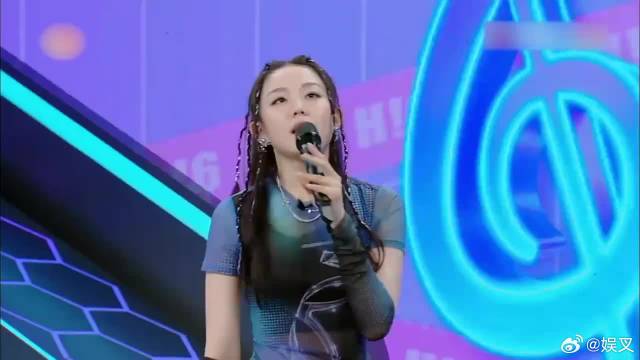 檀健次曾比特粤语歌《头发乱了》，燃炸全场，太帅了！