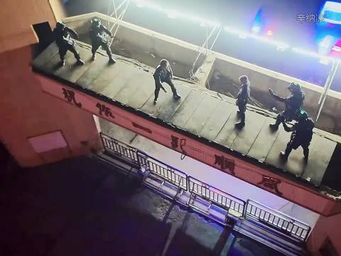 “如果再选择一次 你会选风光二十年 还是窝囊一辈子”