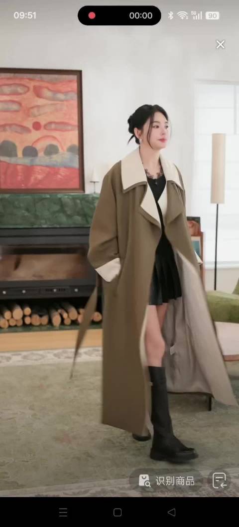 张雨绮今天直播还是很美的！不知道还能不能拍戏