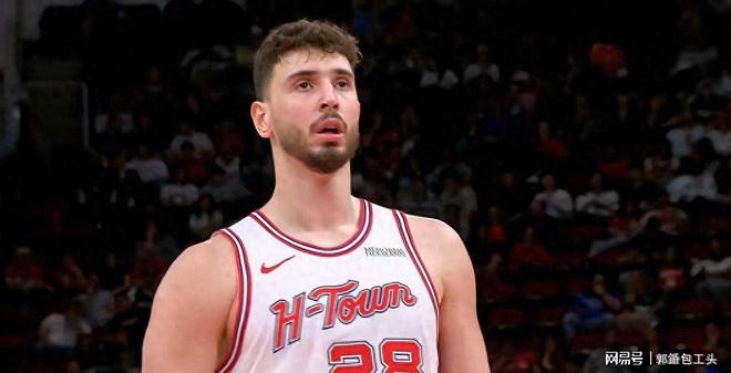 申京强硬28+6+2，杜兰特20+8+5，火箭末节逆转开拓者