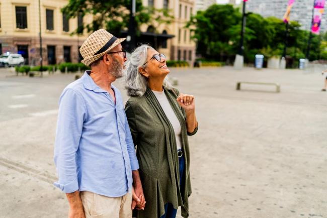 代表说农民每月200元养老金太亏了 呼吁提高养老待遇