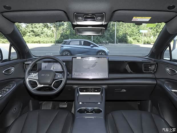 比亚迪海洋网海狮06闪充时代 告别等待