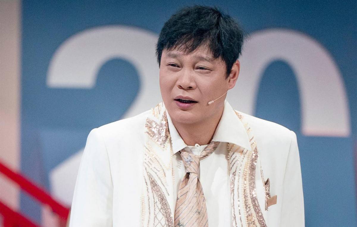 《王牌对王牌》收官,收视夺冠,打掉金靖假发,淋湿范志毅裤裆