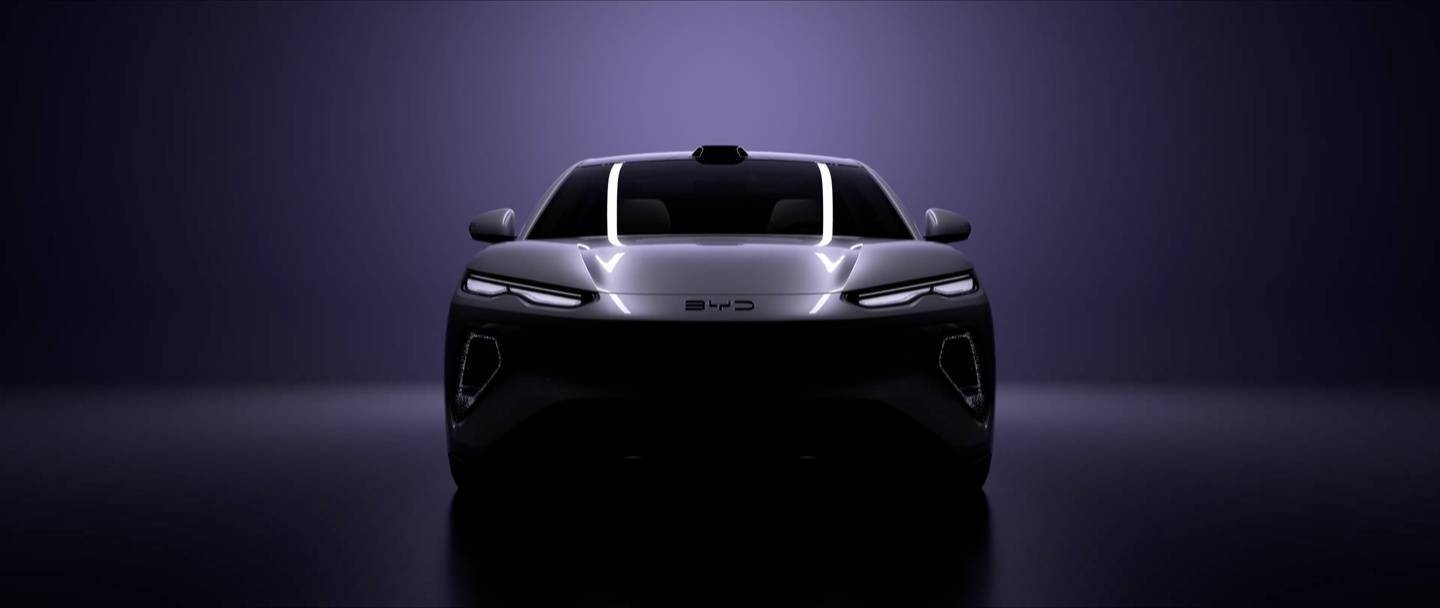 比亚迪海洋旗舰轿车海豹08外观预热，明天全球首秀