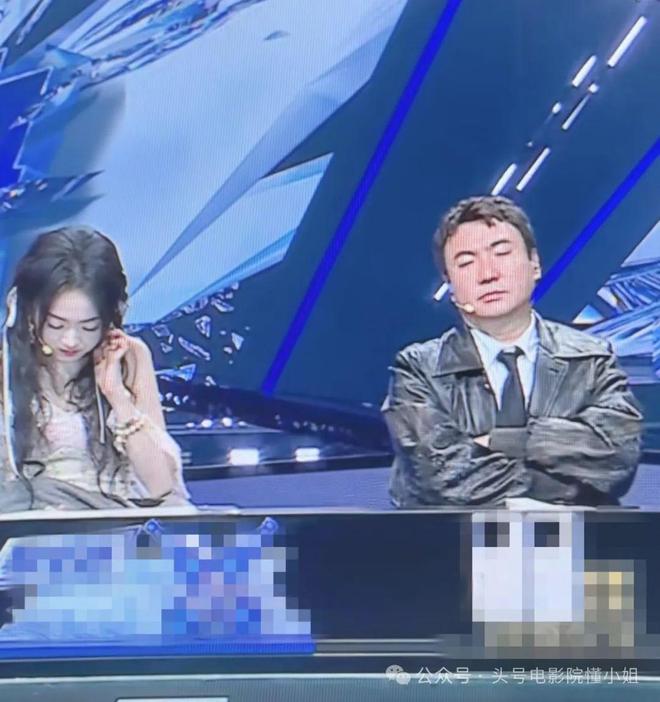 45岁沈腾直播游戏犯困！背后是中年人难言之隐，刘德华周迅已公开