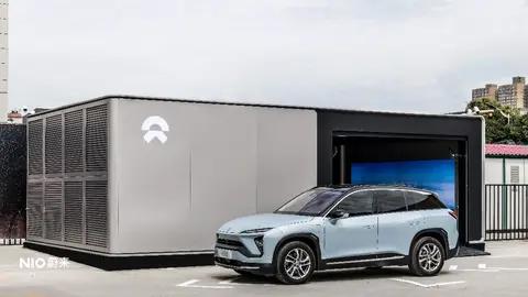 比亚迪闪充5分钟对决蔚来换电3分钟:谁将主宰新能源补能未来?