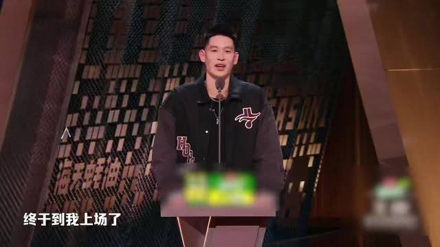 林书豪玩梗吴京自嘲语言不通