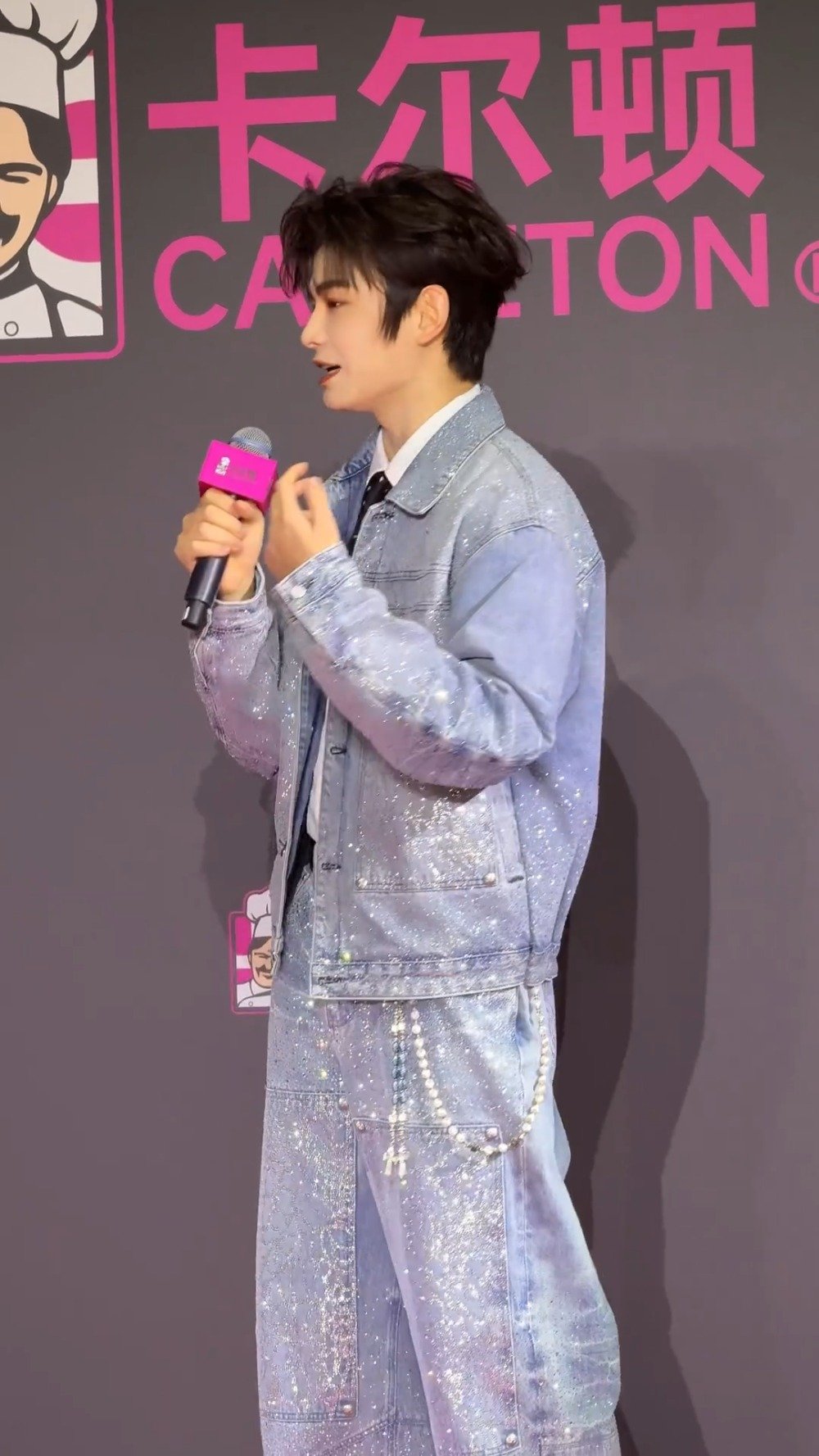 丁禹兮直播清唱闽南歌家后