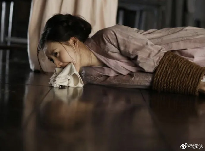 《知否》周娘子戏外倒戈，与大娘子刘琳亲密贴贴引热议！