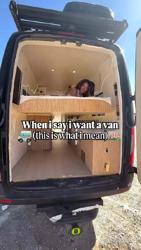 北美C型房车展示滑动模块卫生间设计，国产有无类似结构