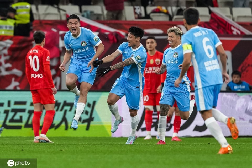 中超:海港1-2河南 刘祝润、武磊进球被吹,钟义浩26秒闪击_新闻