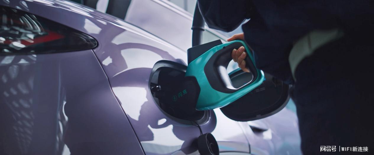 预售15.5万起!宋Ultra EV引领B级SUV进入闪充时代