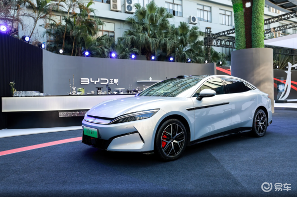 标配激光雷达、兆瓦闪充:比亚迪汉L& 唐L双旗舰正式上市