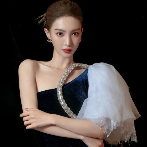 吴京口碑暂时回暖的内幕？金晨和孙千因资源结仇？毕雯珺冷眼横对张馨予？王鹤棣跟白鹿在一起了？