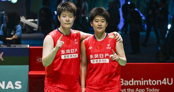 刘圣书谭宁遭红牌！王祉怡展望决赛陈雨菲回应出局，国羽女线争冠