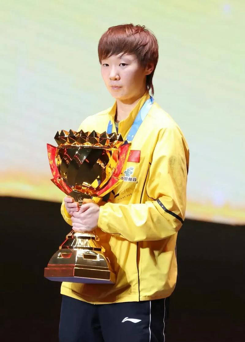 王曼昱10次击败孙颖莎,连续决赛42获胜彰显强劲实力_乒乓球_选手_比赛