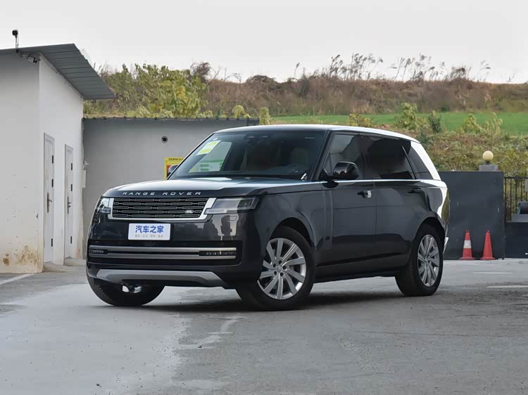 141.2万元起 2026款路虎揽胜上市 配置小幅提升