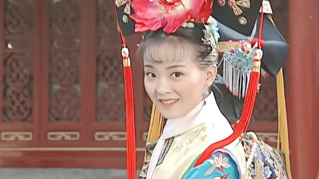 52岁王艳温柔依旧，晴格格形象引回忆