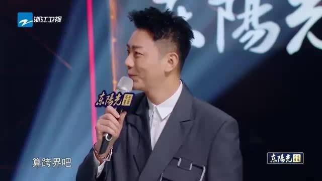 待魏大勋和何昶希演唱完，老师们都没话说，无法用歌手标准衡量