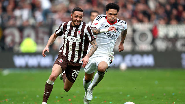 圣保利0比0闷平法兰克福，三轮不败立柱两拒破门