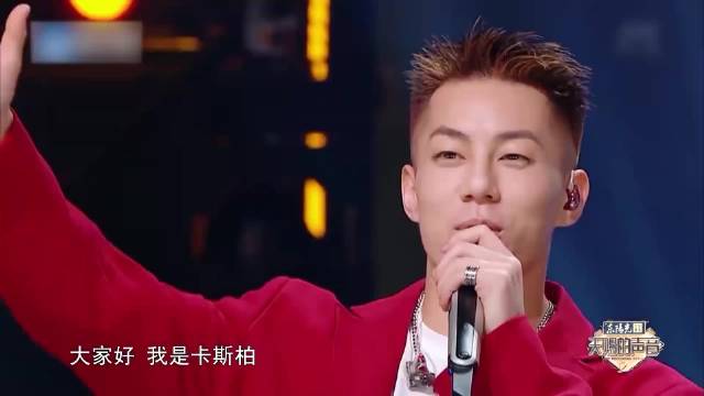 黄子韬又要爽了，徐艺洋当众给黄子韬一顿夸赞，回去又得发疯了