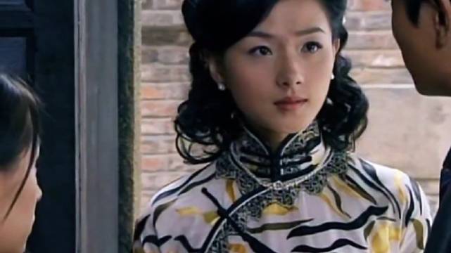 女孩赴沪寻男友遇女明星,王子文贾乃亮新剧引关注