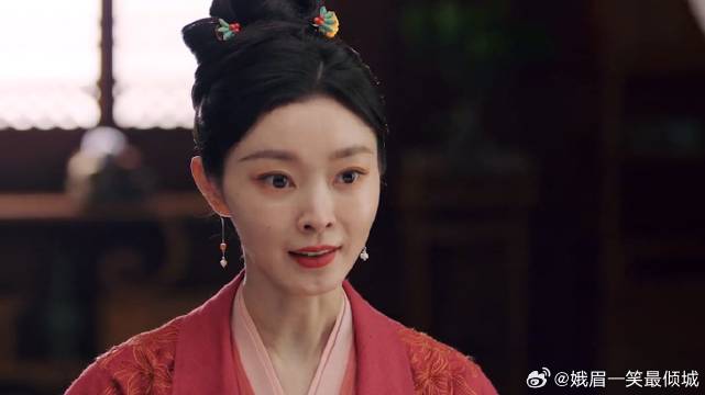 顾九思一会看不到柳玉茹就开始写信，全程情话输出，看得玉茹一脸娇羞