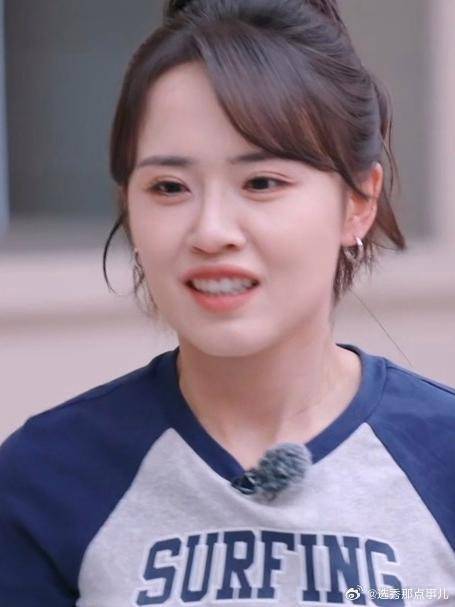 祝绪丹手动性感，房琪手动唱歌，都太好笑了！